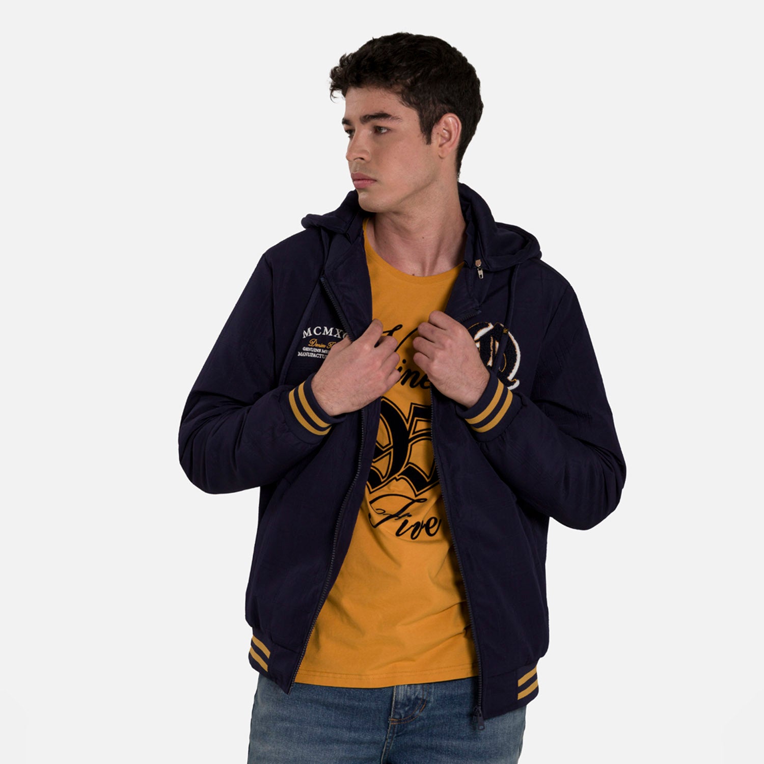 CHAMARRA BOMBER COLOR AZUL OSCURO