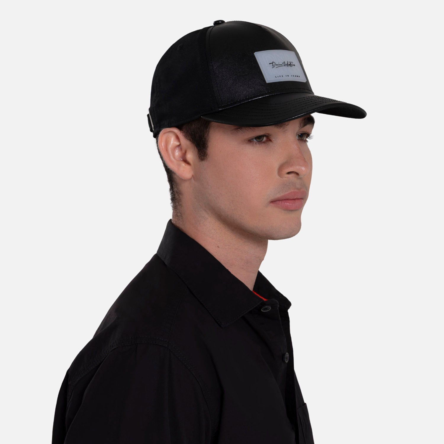 GORRA CAMIONERA COLOR NEGRO