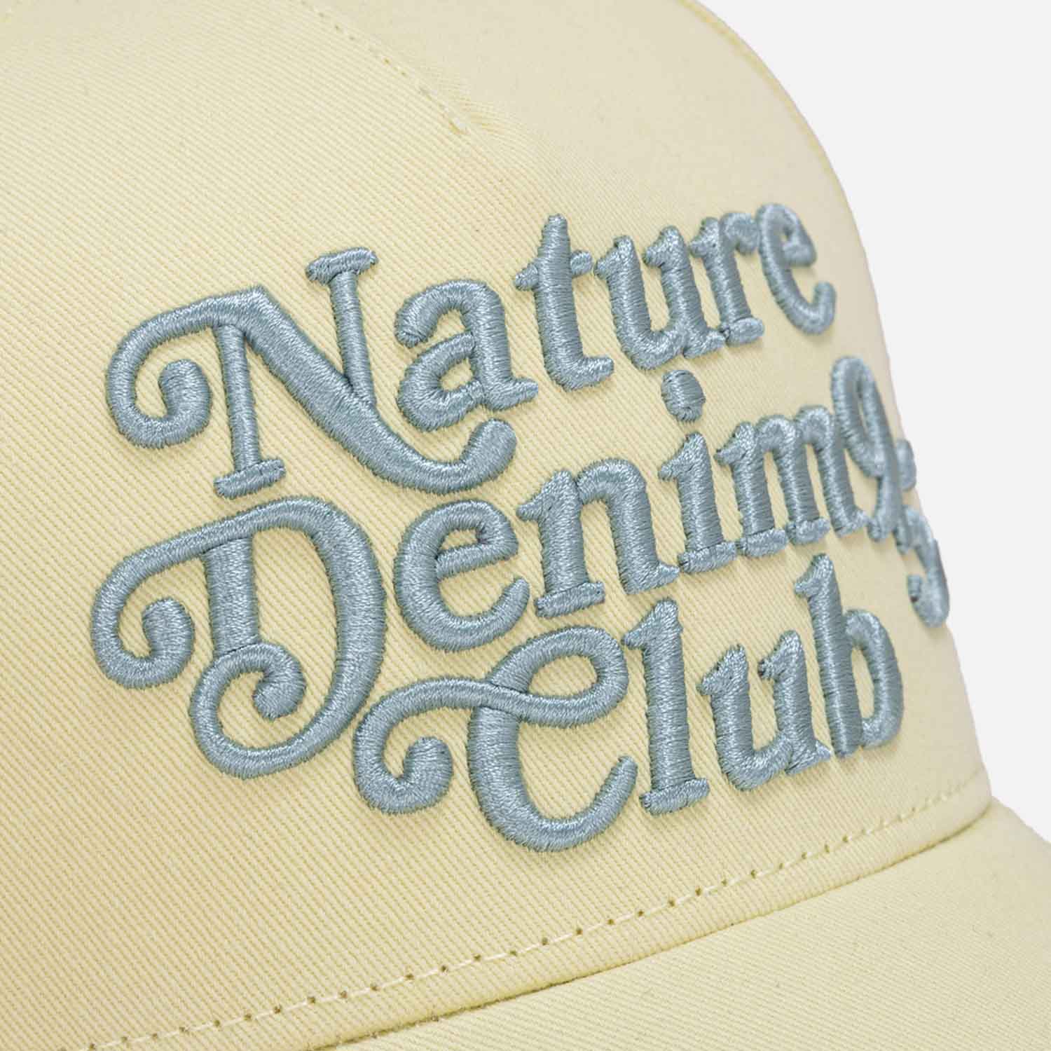 GORRA BEISBOLERA COLOR BANANA PALIDO