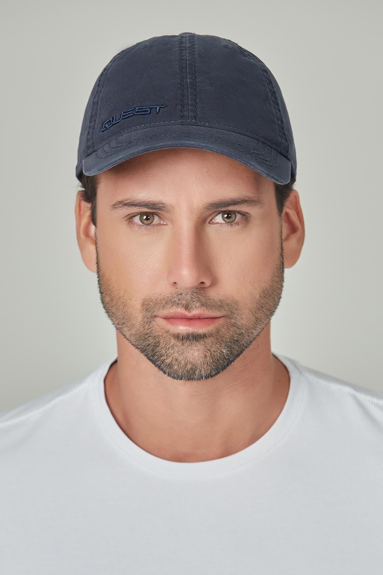 GORRA BEISBOLERA COLOR AZUL OSCURO