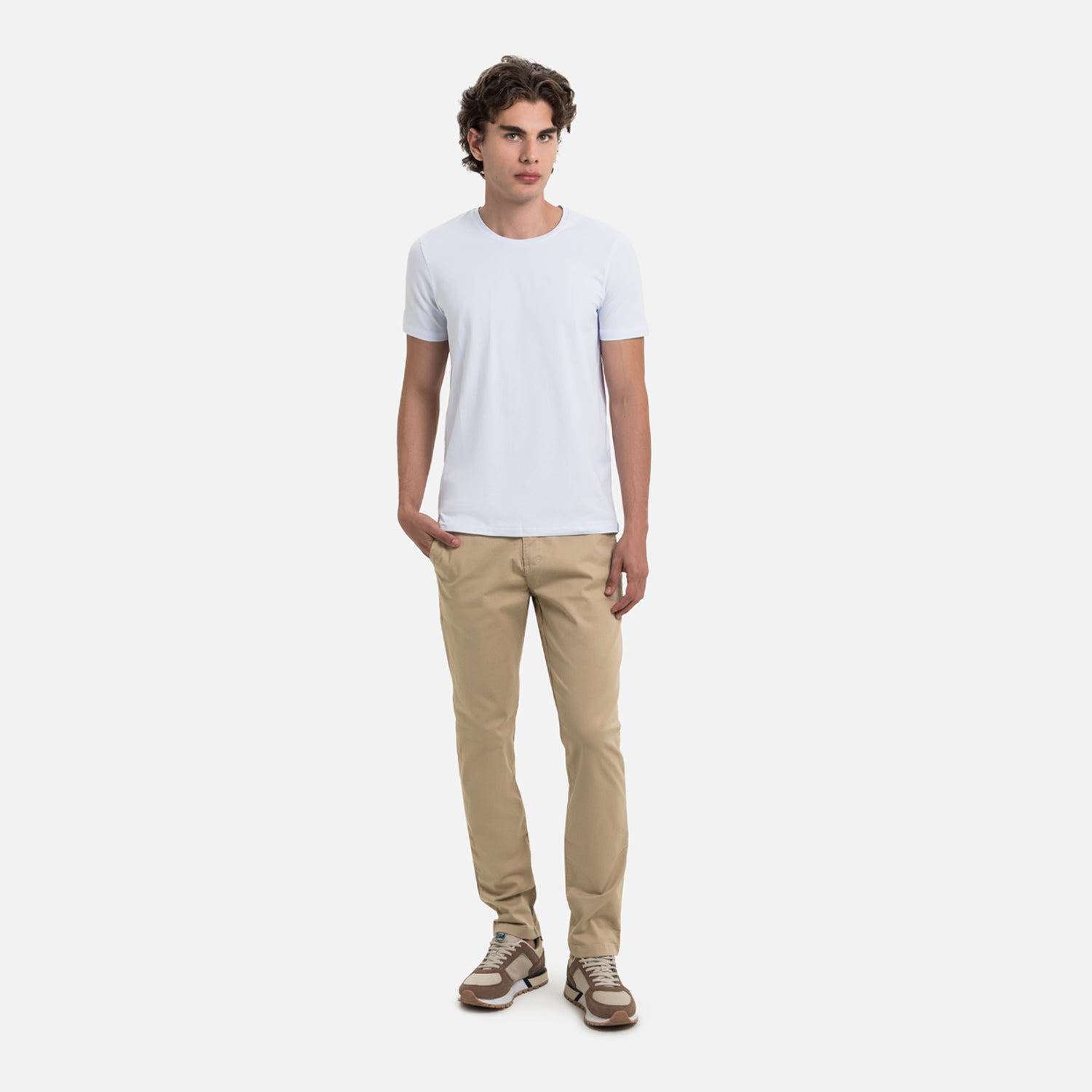 PANTALON CHINO COLOR BEIGE