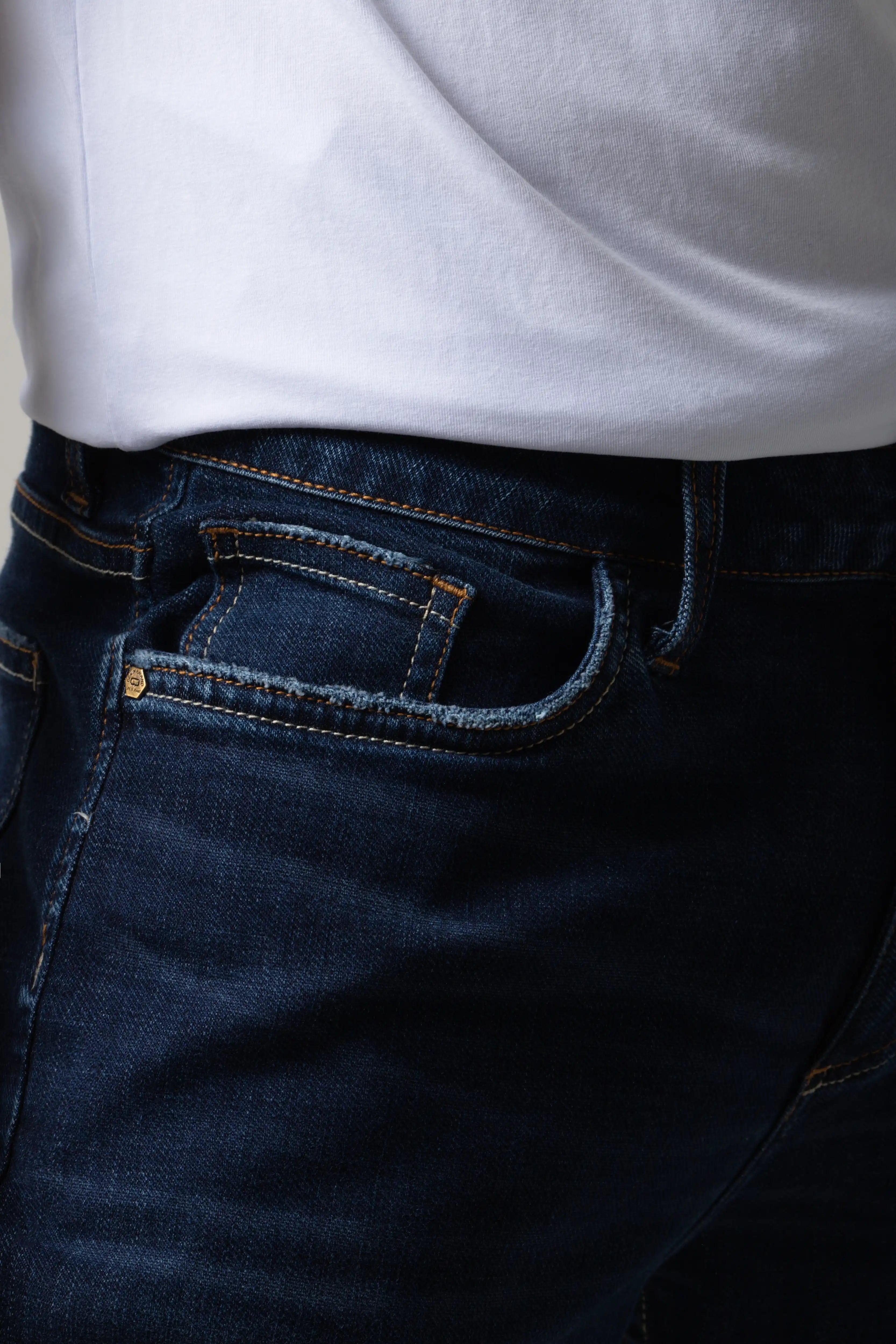 JEANS 5 BOLSILLOS COLOR AZUL OSCURO