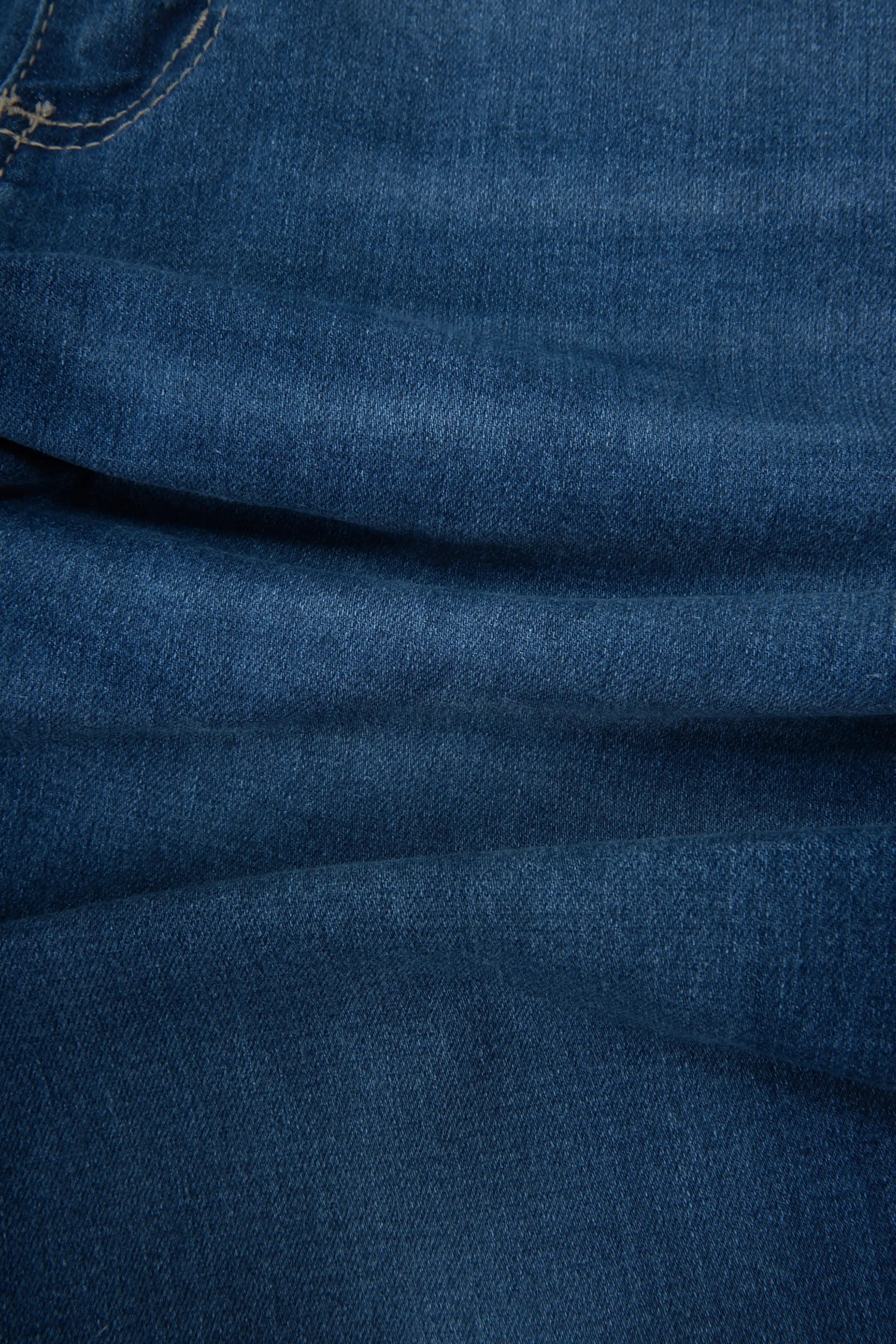 JEANS 5 BOLSILLOS COLOR AZUL MEDIO
