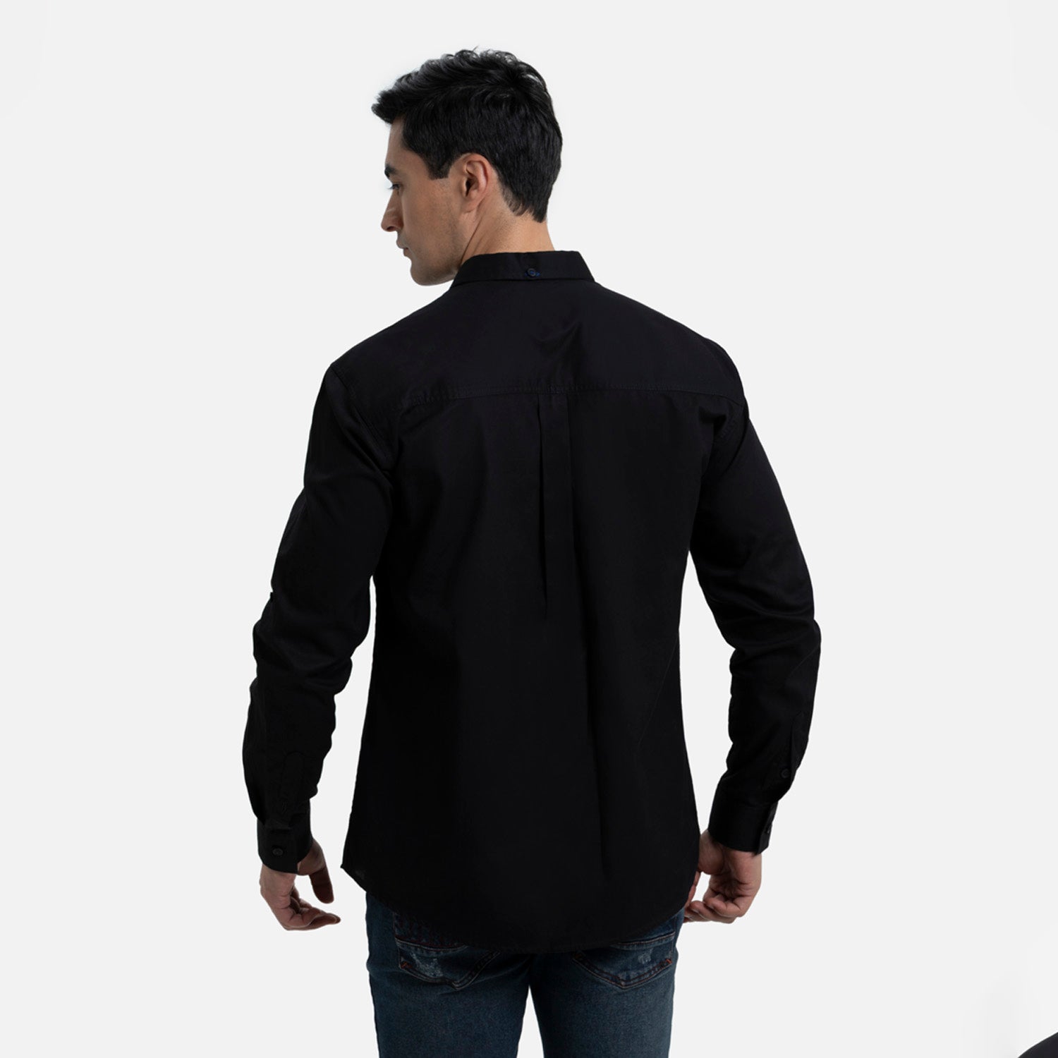 CAMISA MANGA LARGA COLOR NEGRO