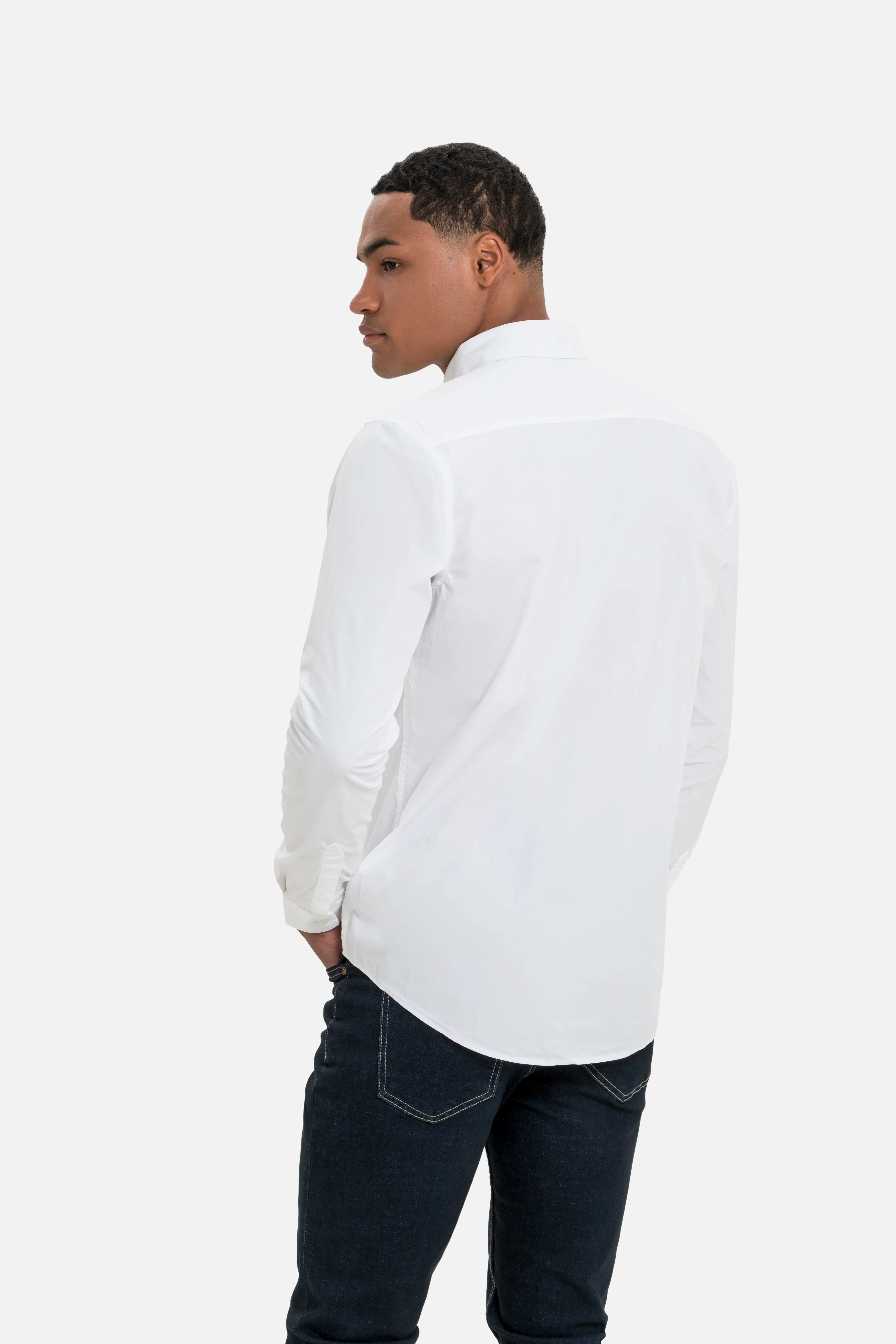 CAMISA MANGA LARGA COLOR BLANCO OPTICO