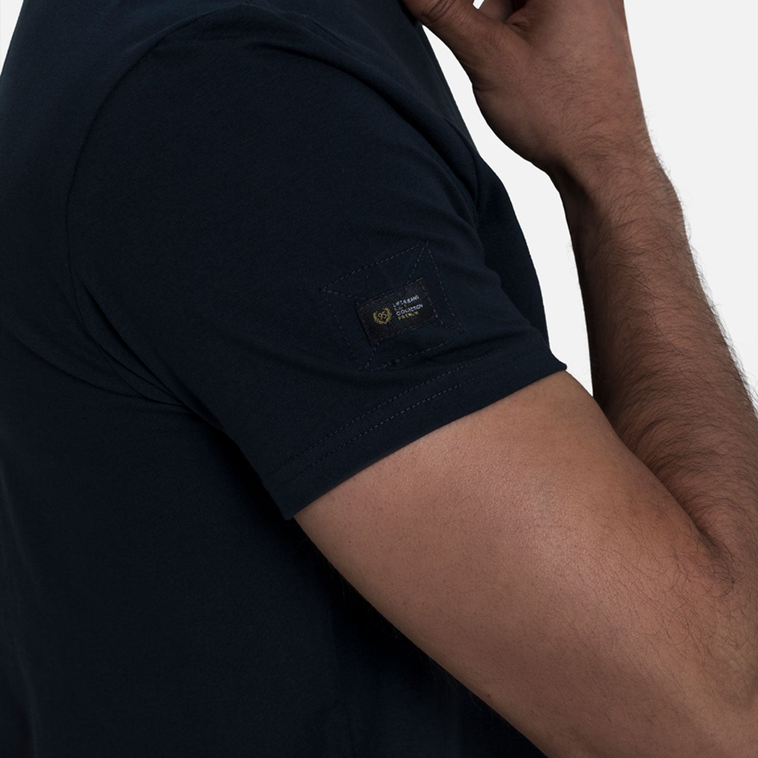 PLAYERA SLIM MANGA CORTA COLOR AZUL OSCURO