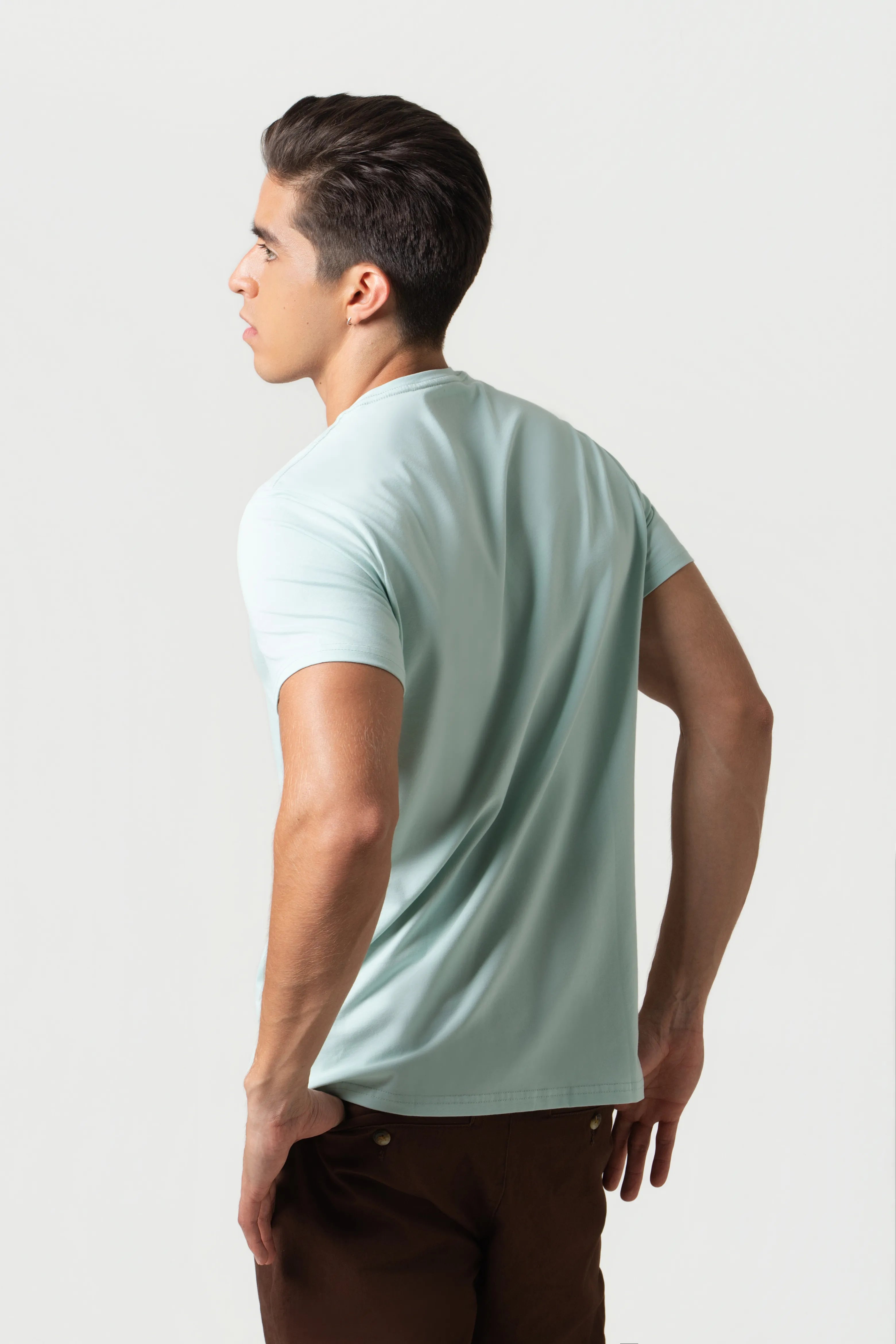 PLAYERA SLIM MANGA CORTA COLOR VERDE MENTA EMPOLVADO