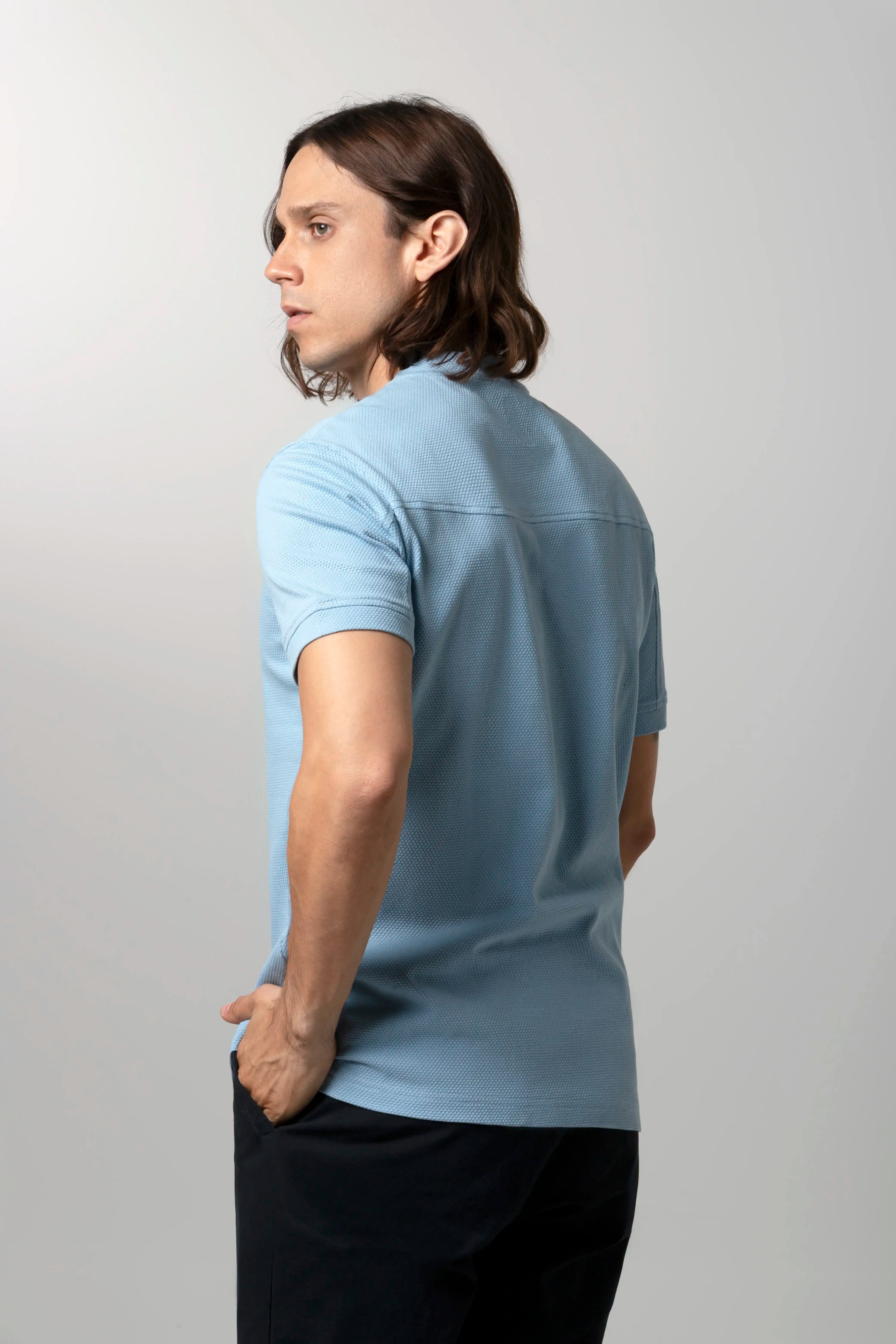 PLAYERA MANGA CORTA COLOR AZUL GLACIAR