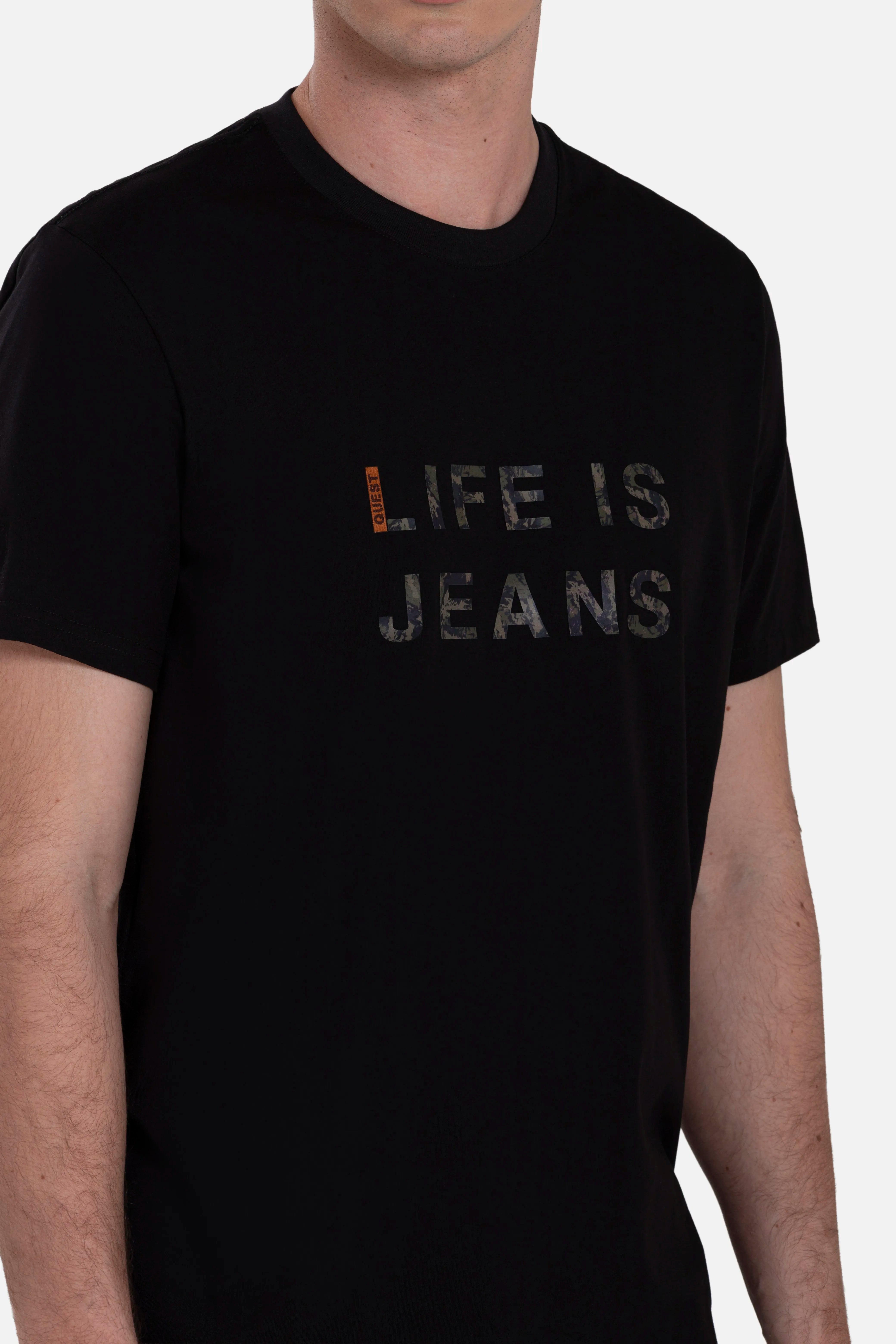 PLAYERA PREMIUM MANGA CORTA COLOR NEGRO