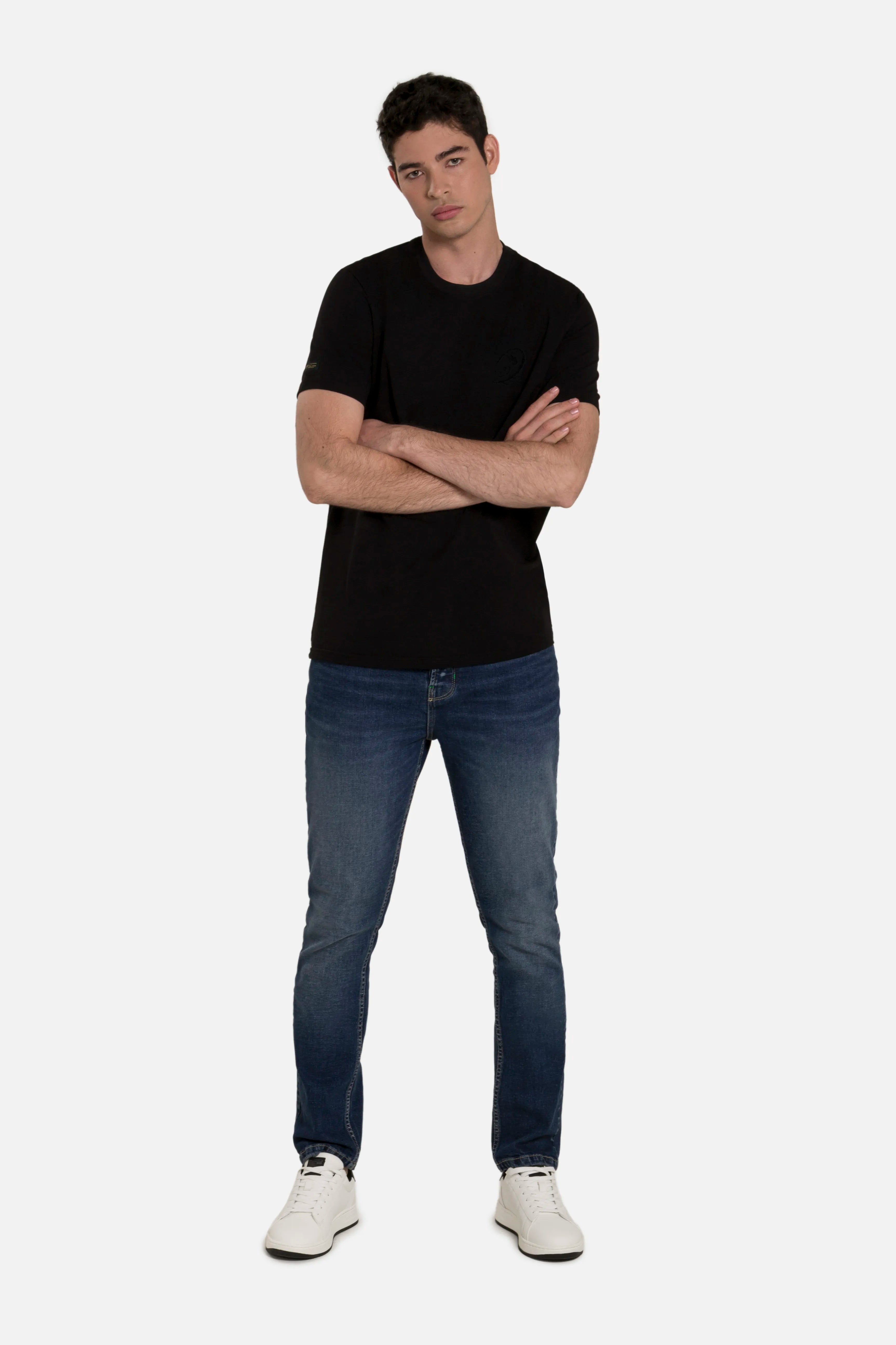 PLAYERA PREMIUM MANGA CORTA COLOR NEGRO