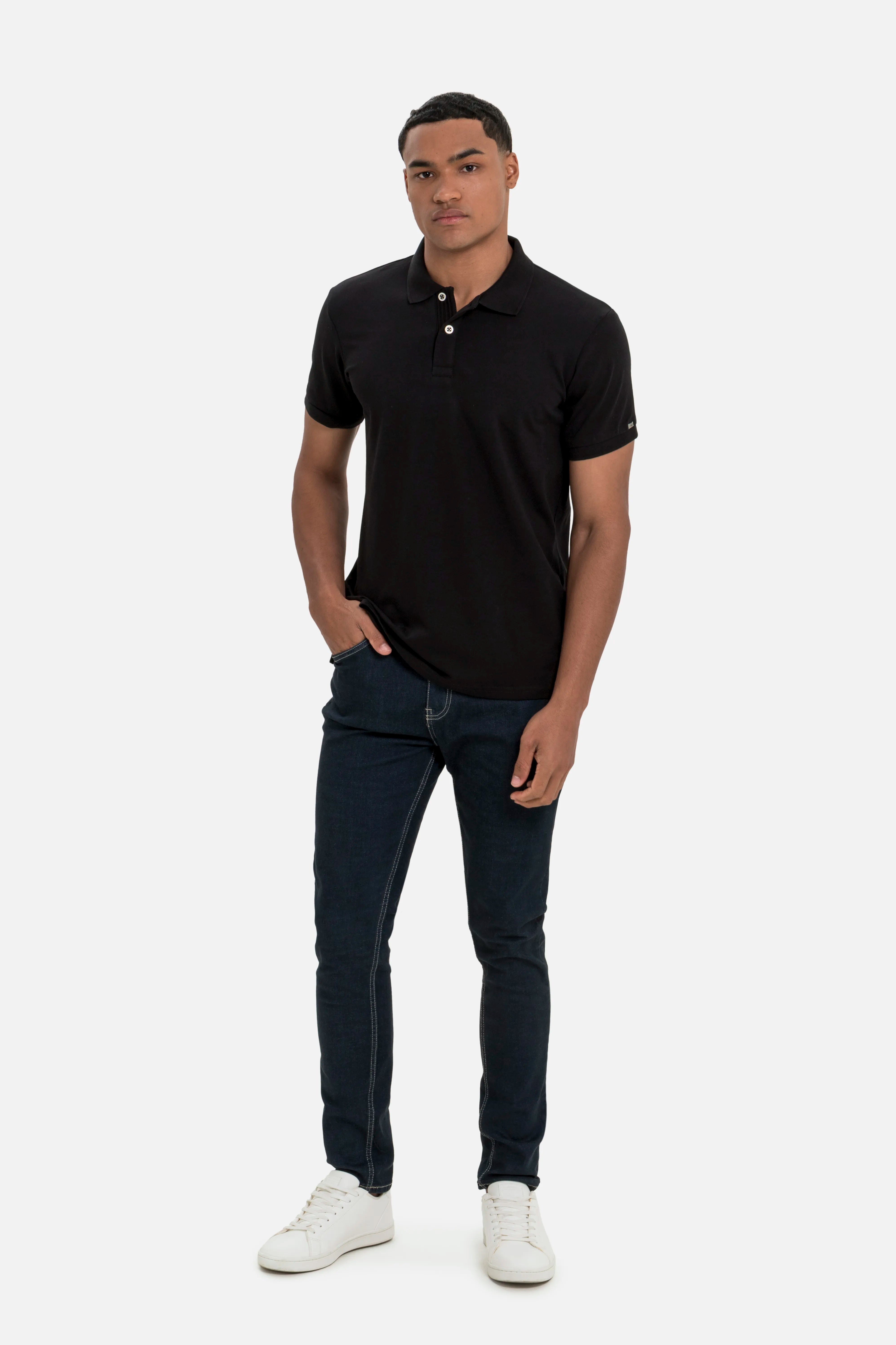 POLO MANGA CORTA COLOR NEGRO