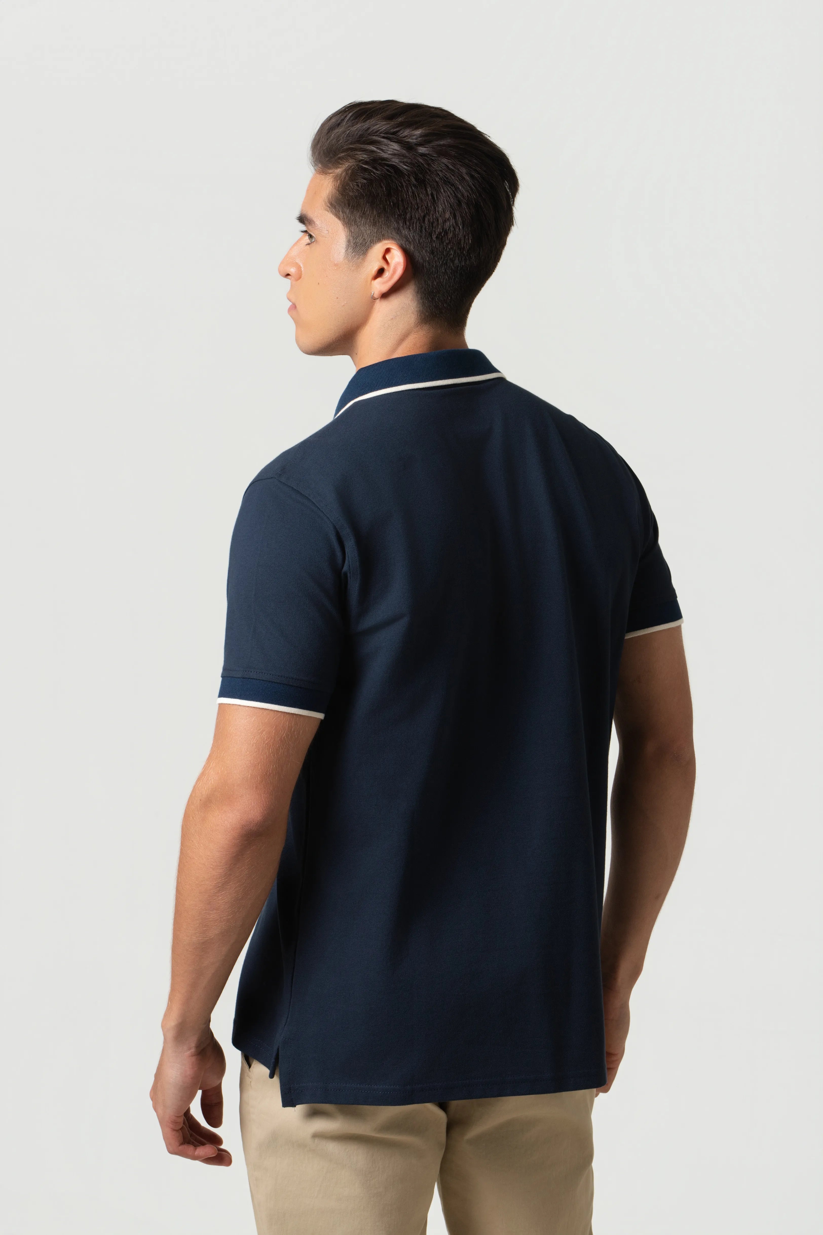 POLO TIPPING COLOR AZUL OSCURO - IVORY MARFIL