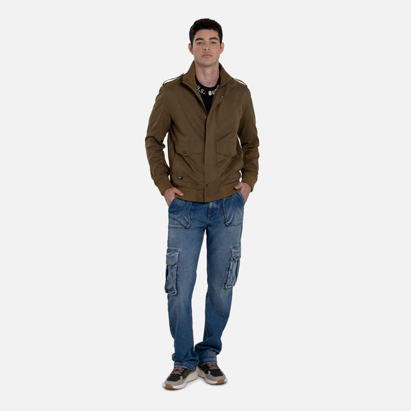 CHAMARRA BOMBER COLOR VERDE MILITAR