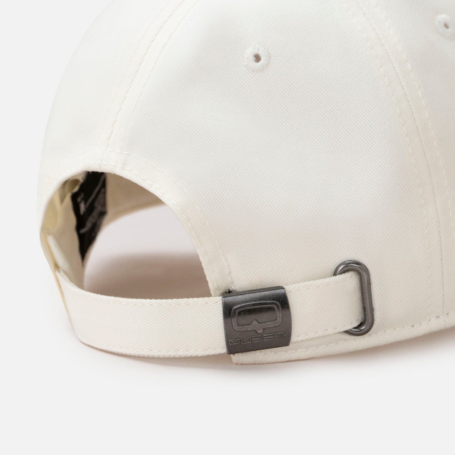 GORRA BEISBOLERA COLOR ARENA