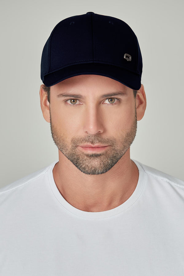 GORRA BEISBOLERA COLOR AZUL OSCURO