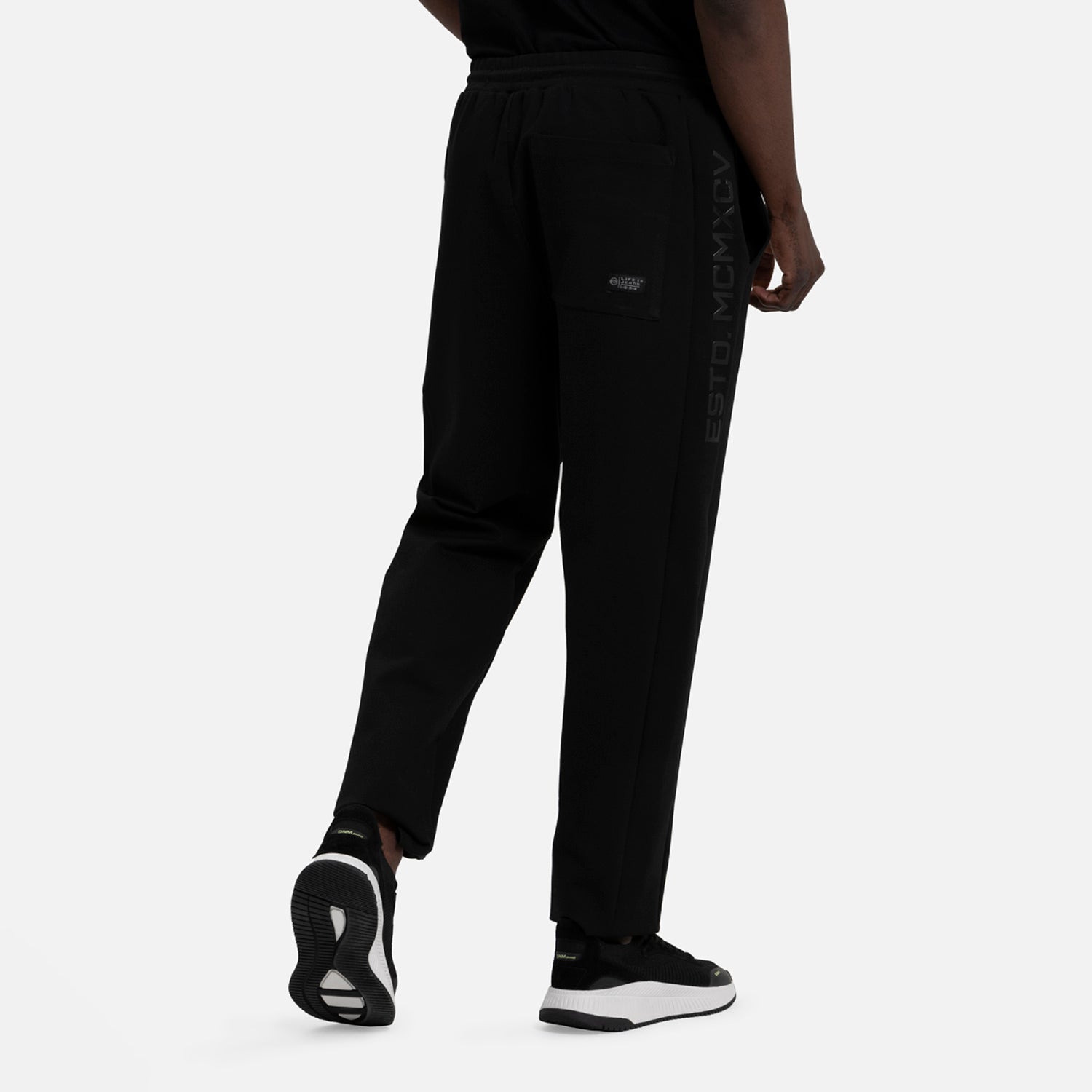 PANTALON TIPO CHINO COLOR NEGRO