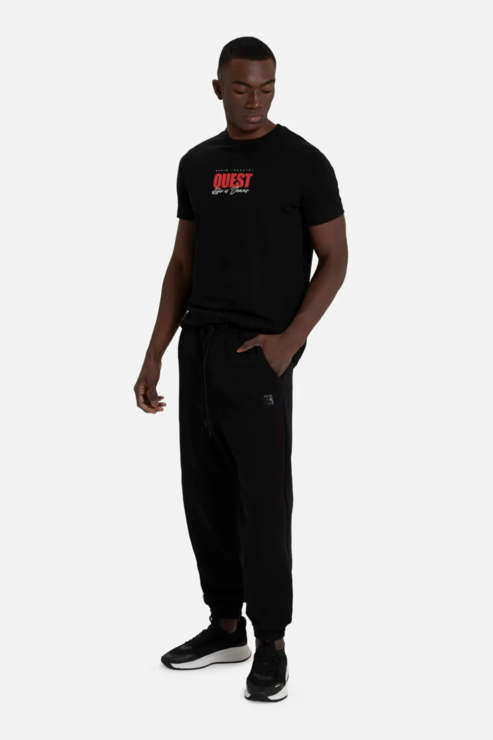 PANTALON JOGGER COLOR NEGRO