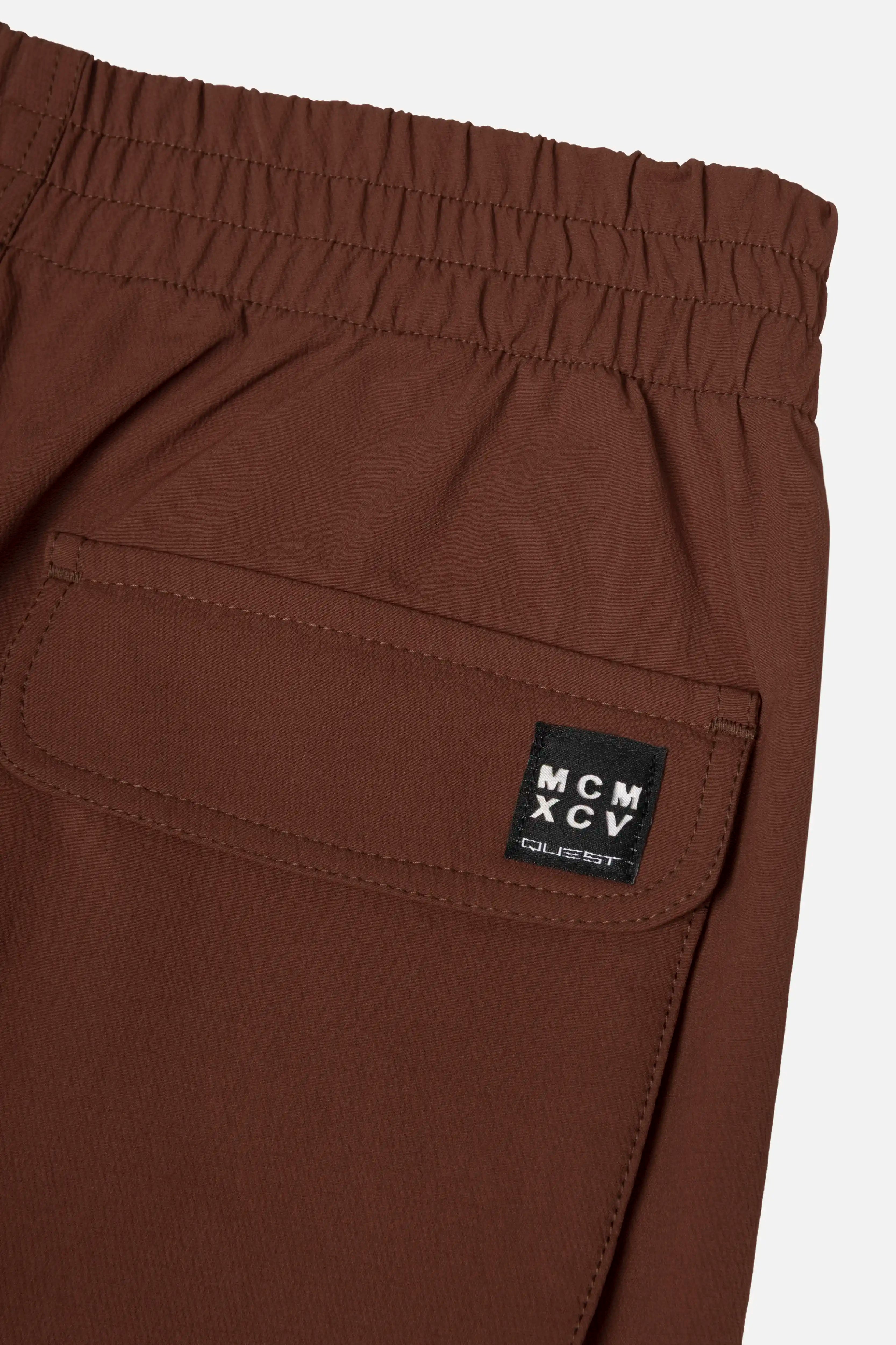 PANTALON SUDADERA COLOR BRUNETTE