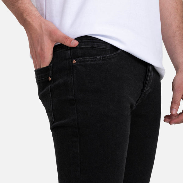JEANS 5 BOLSILLOS COLOR NEGRO