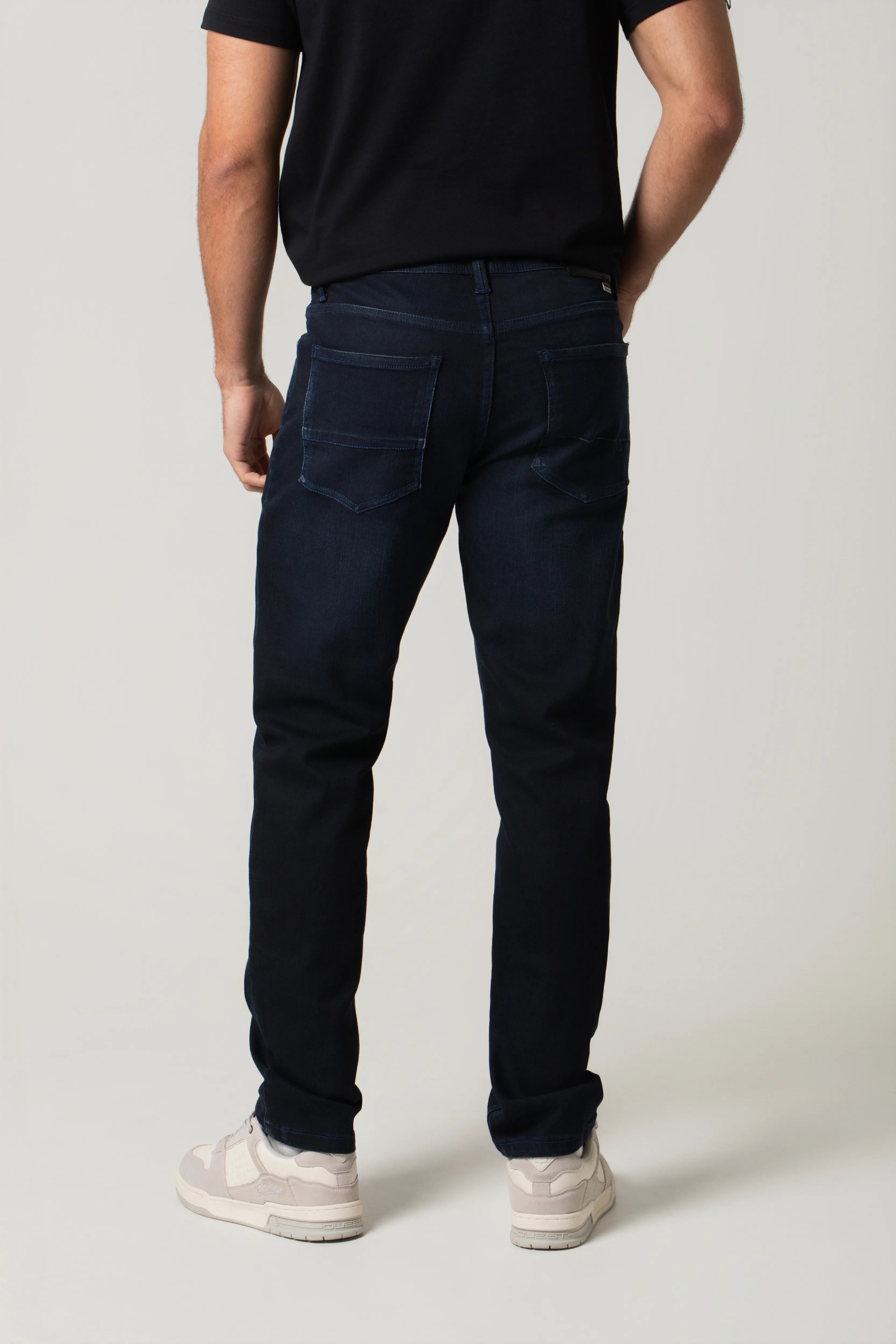 JEANS 5 BOLSILLOS COLOR AZUL OSCURO