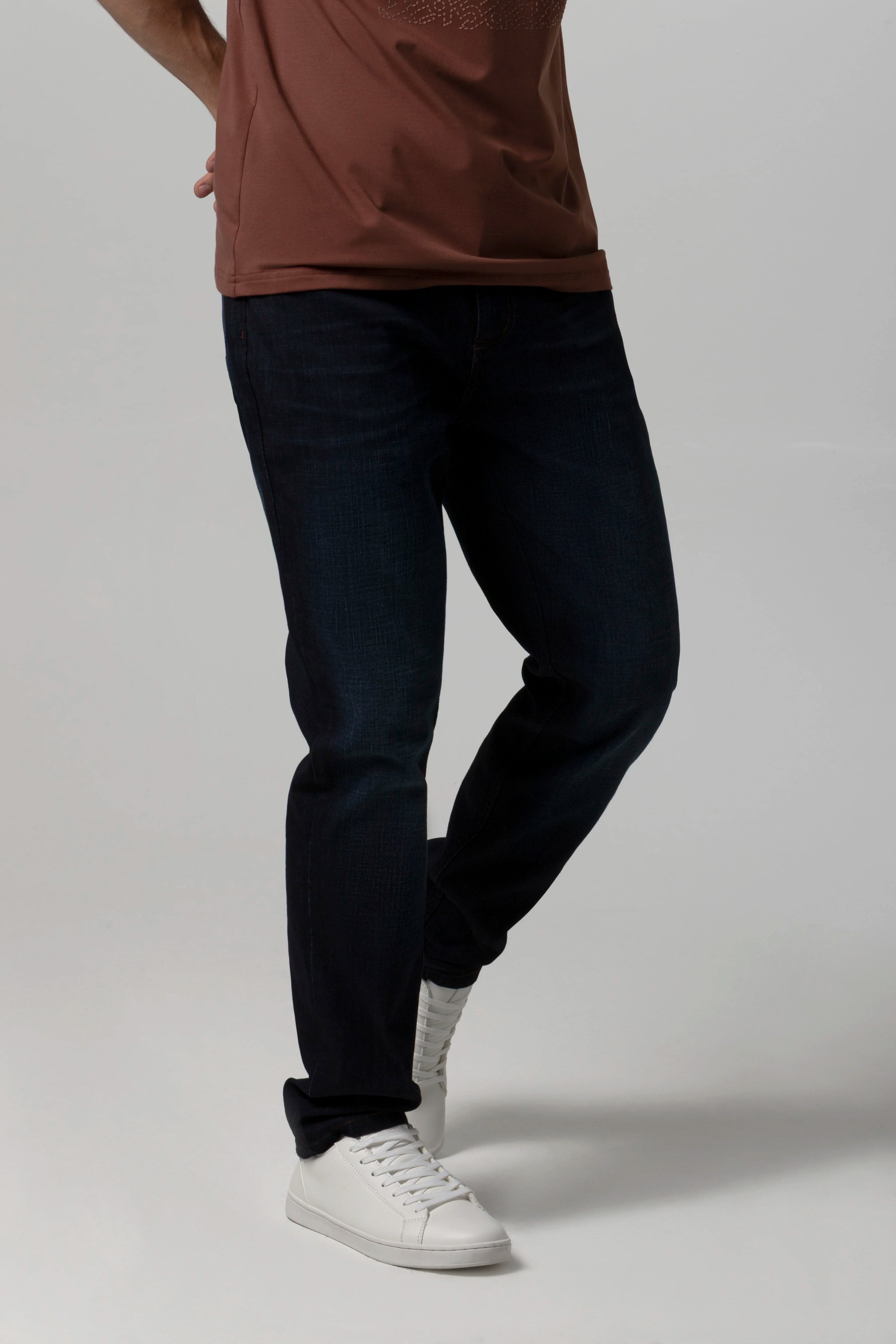JEANS 5 BOLSILLOS COLOR AZUL OSCURO
