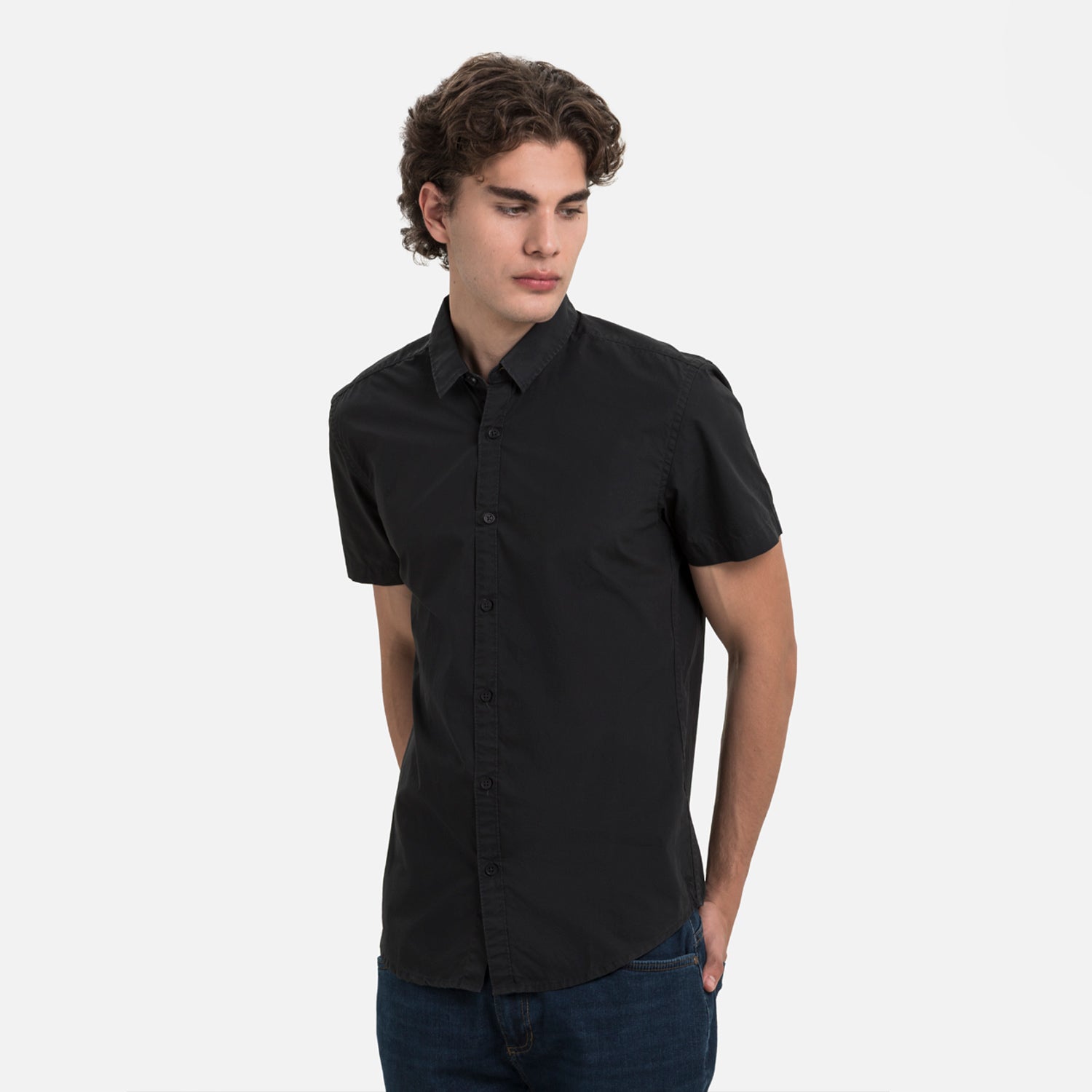 CAMISA MANGA CORTA COLOR NEGRO