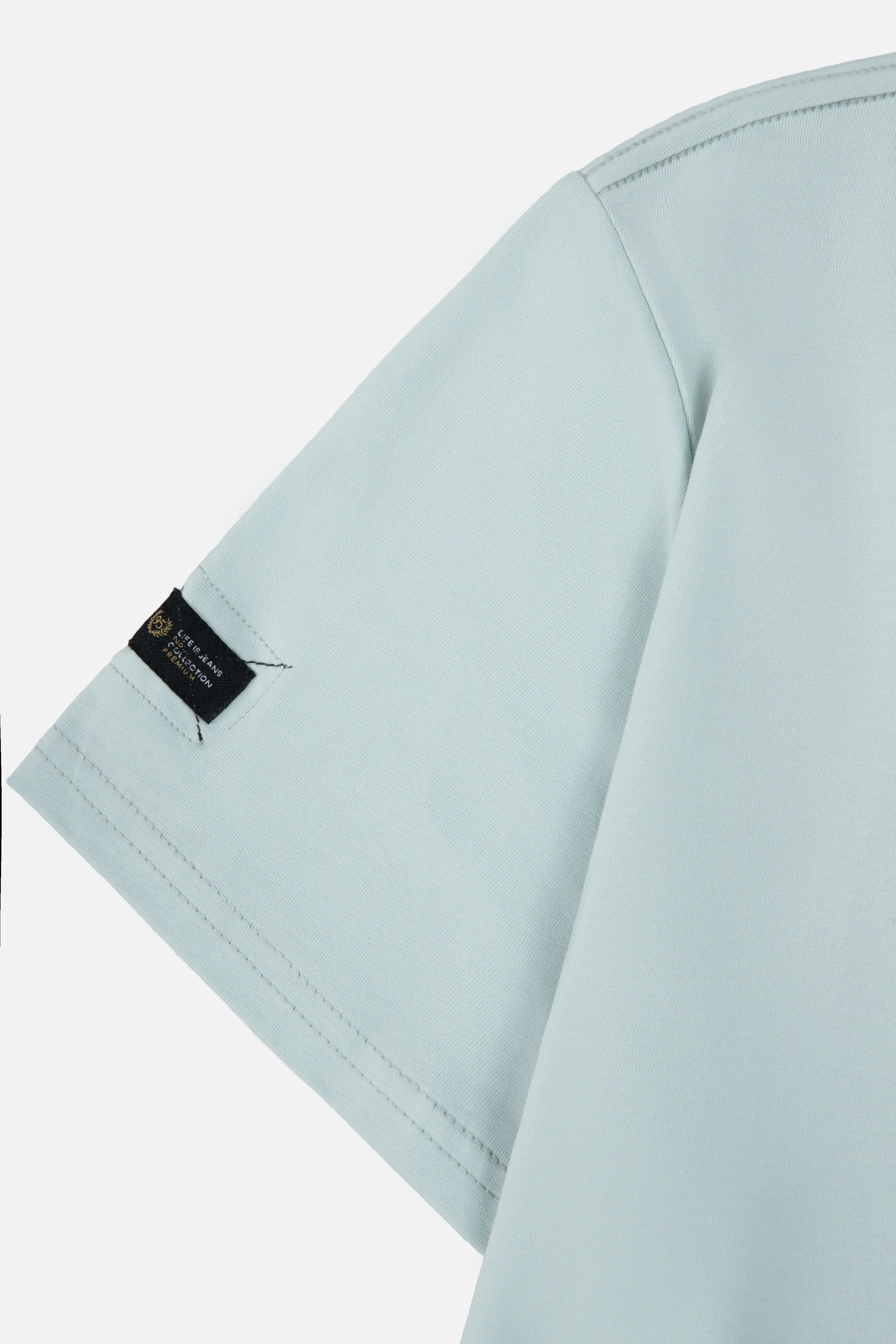 PLAYERA SLIM MANGA CORTA COLOR VERDE MENTA EMPOLVADO