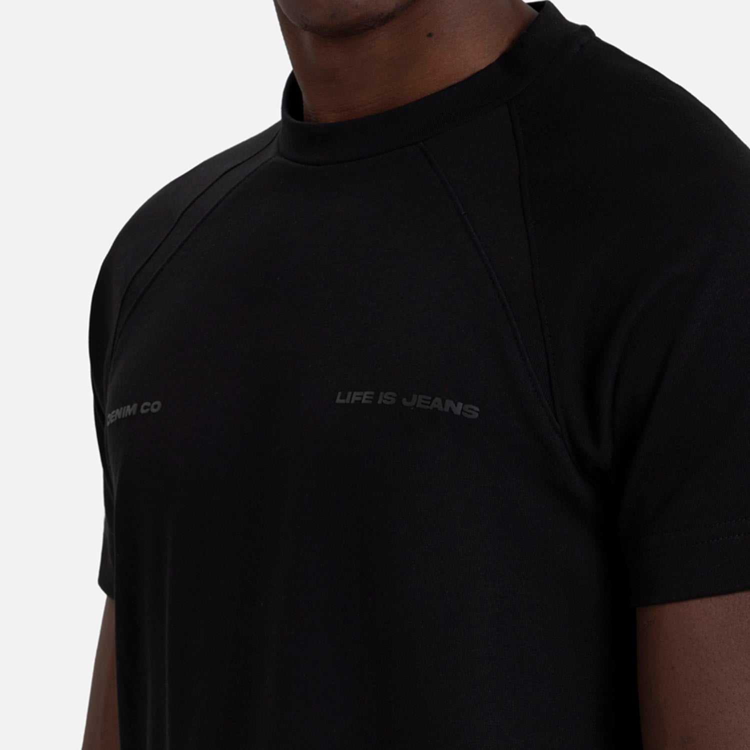 PLAYERA MANGA CORTA COLOR NEGRO