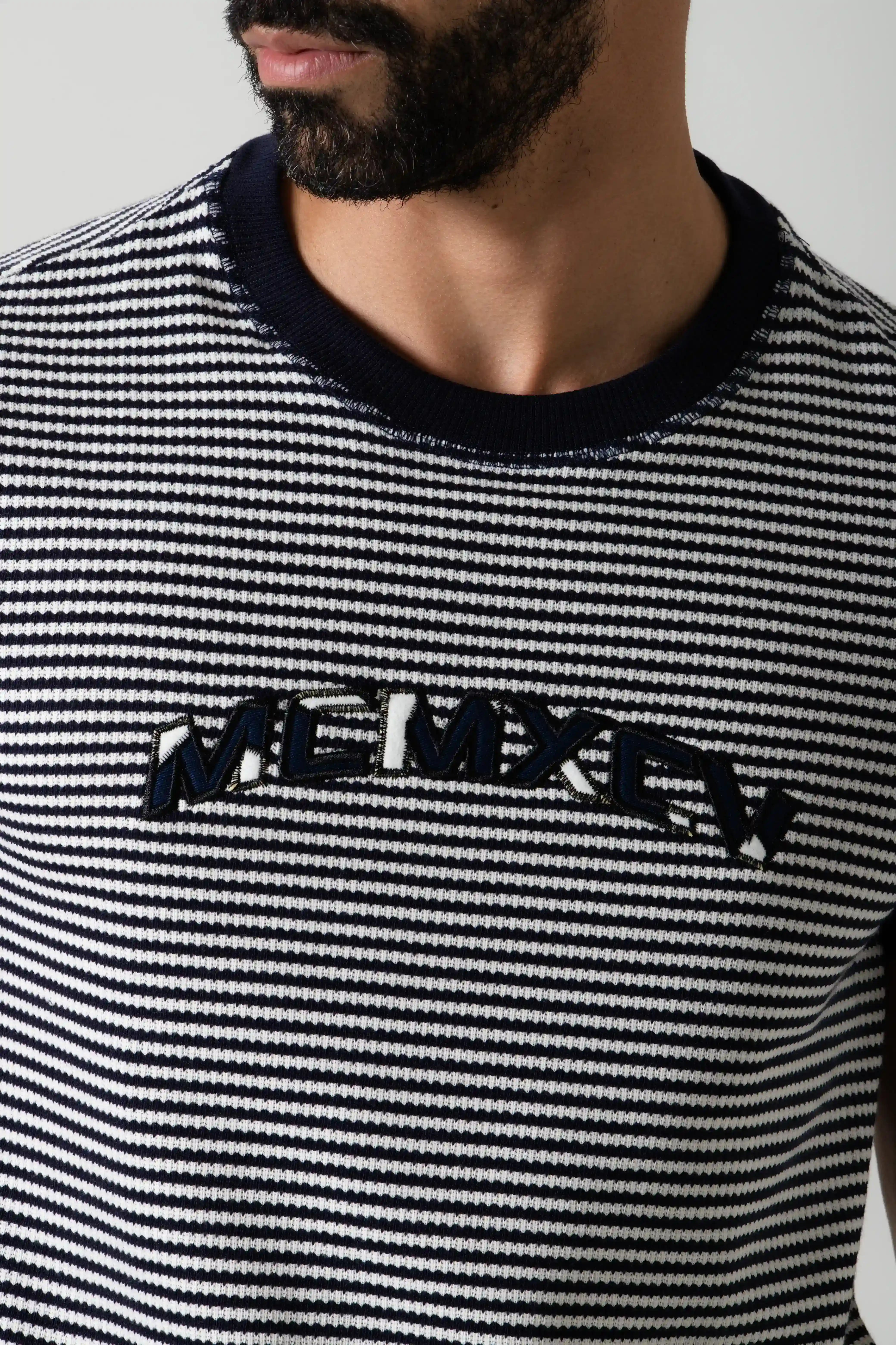 PLAYERA MANGA CORTA COLOR AZUL OSCURO