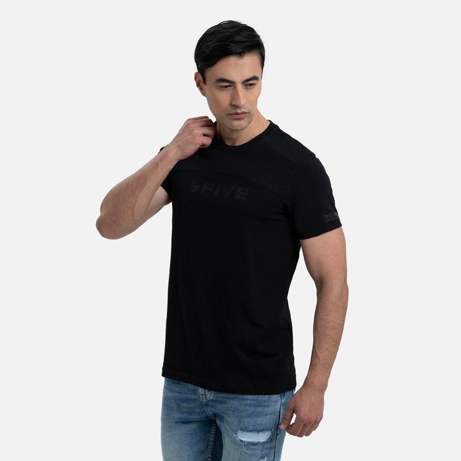 PLAYERA MANGA CORTA COLOR NEGRO