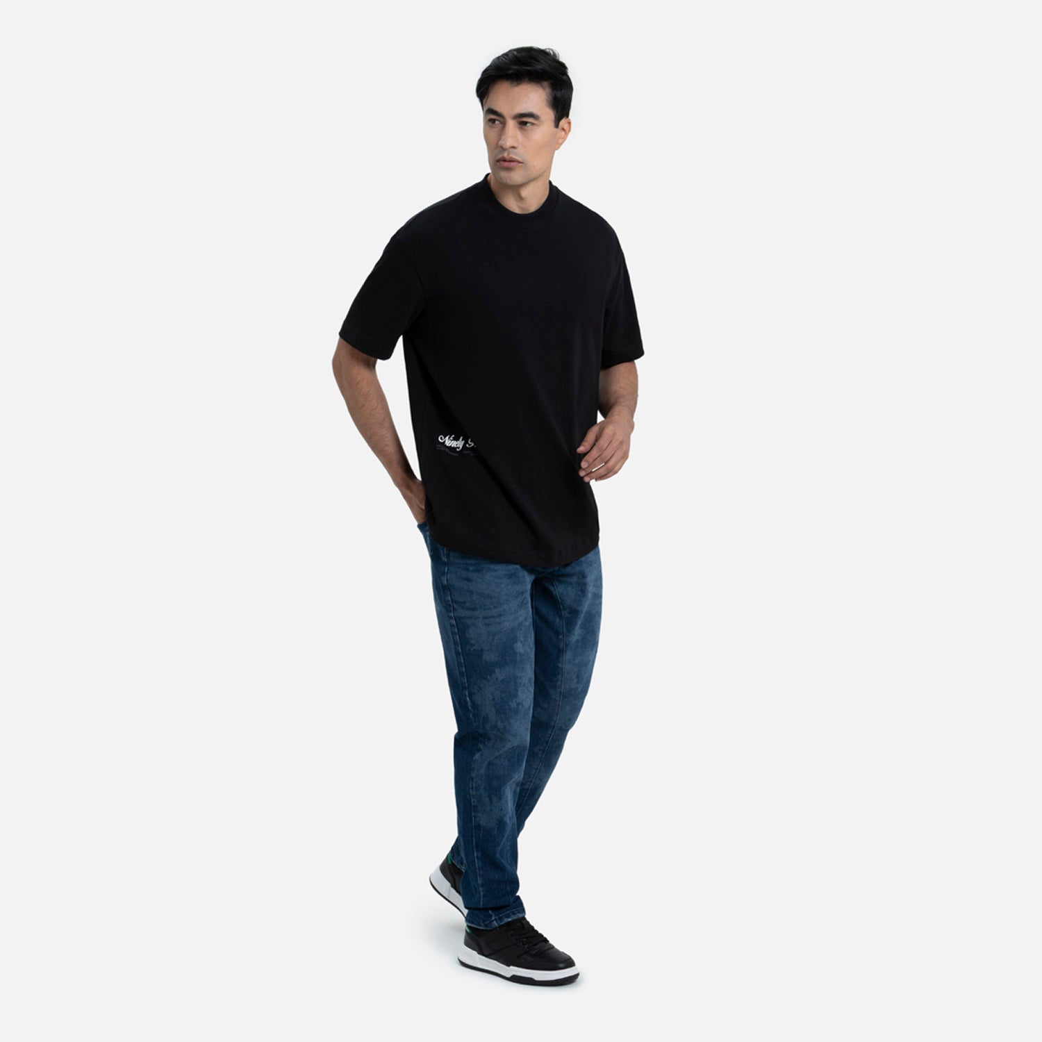 PLAYERA MANGA CORTA COLOR NEGRO