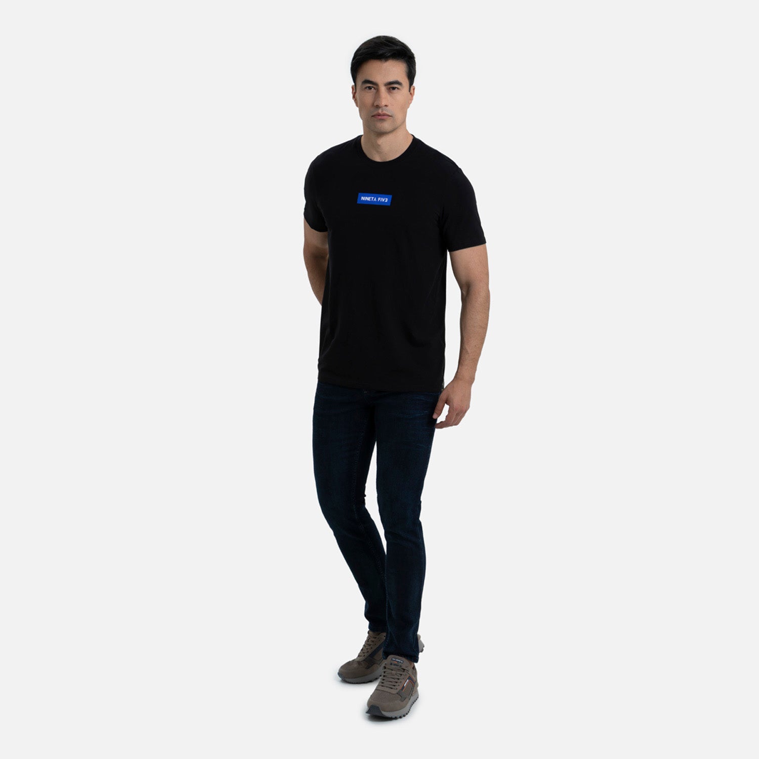 PLAYERA PREMIUM MANGA CORTA COLOR NEGRO