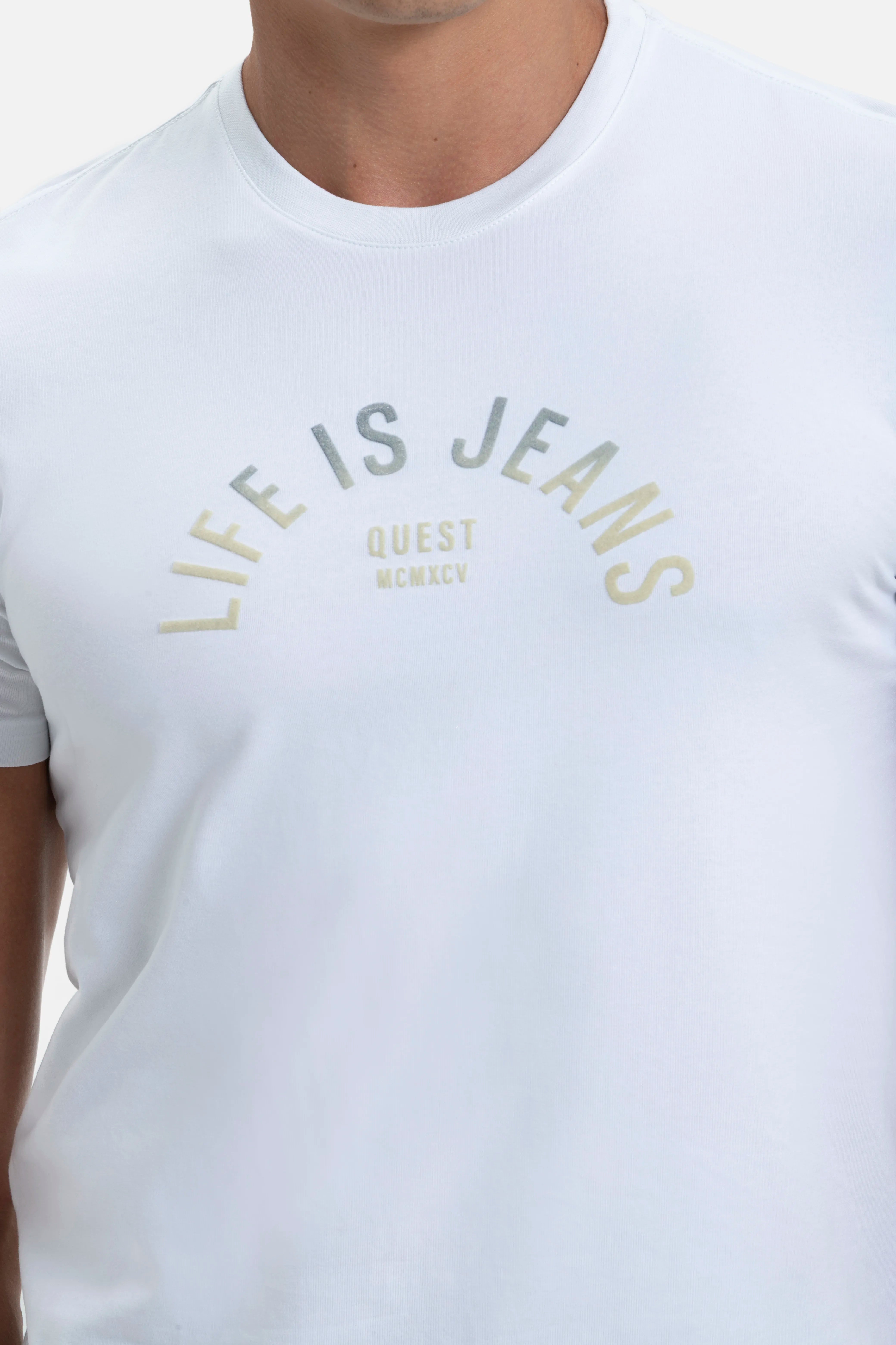 PLAYERA PREMIUM MANGA CORTA COLOR BLANCO OPTICO