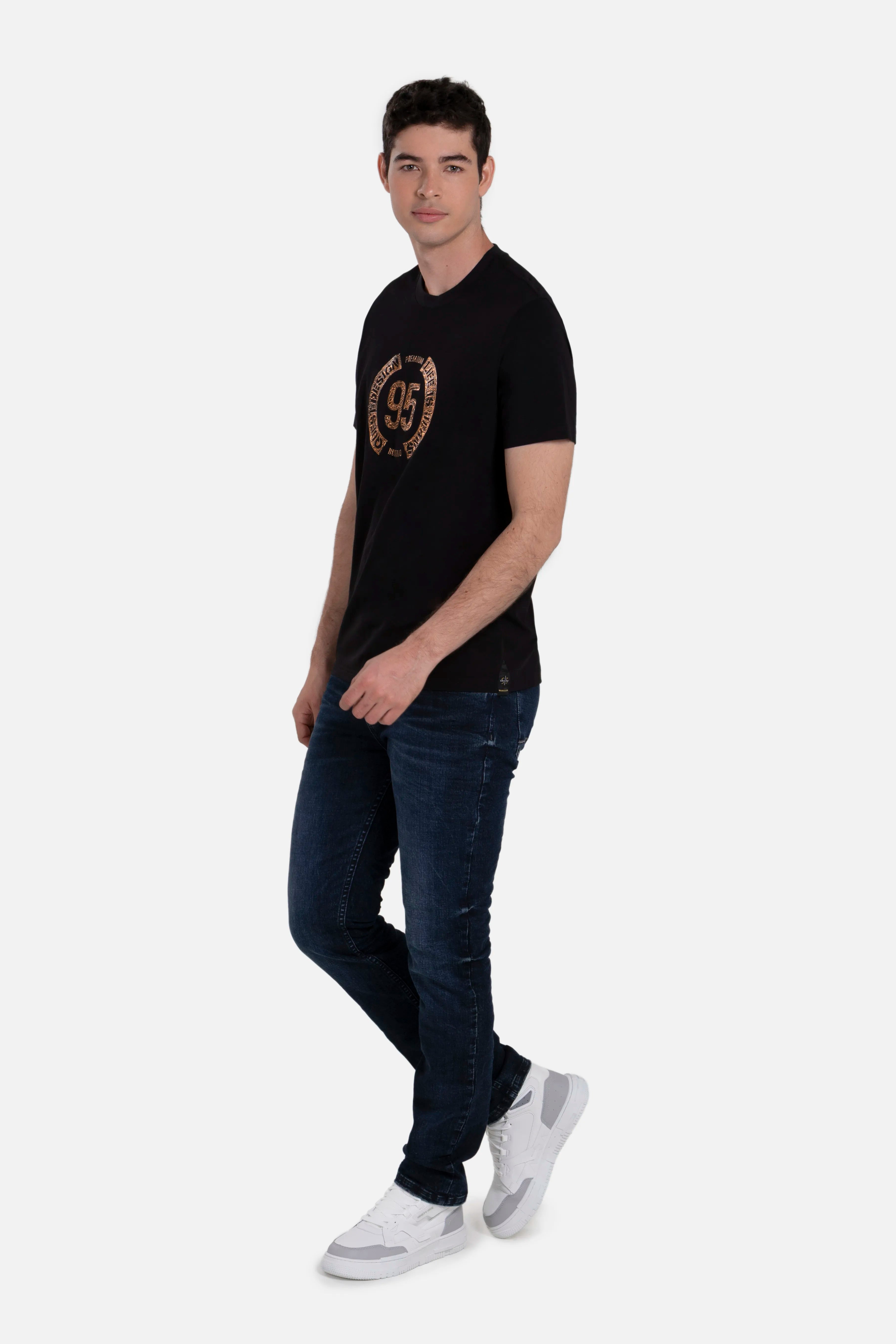 PLAYERA PREMIUM MANGA CORTA COLOR NEGRO