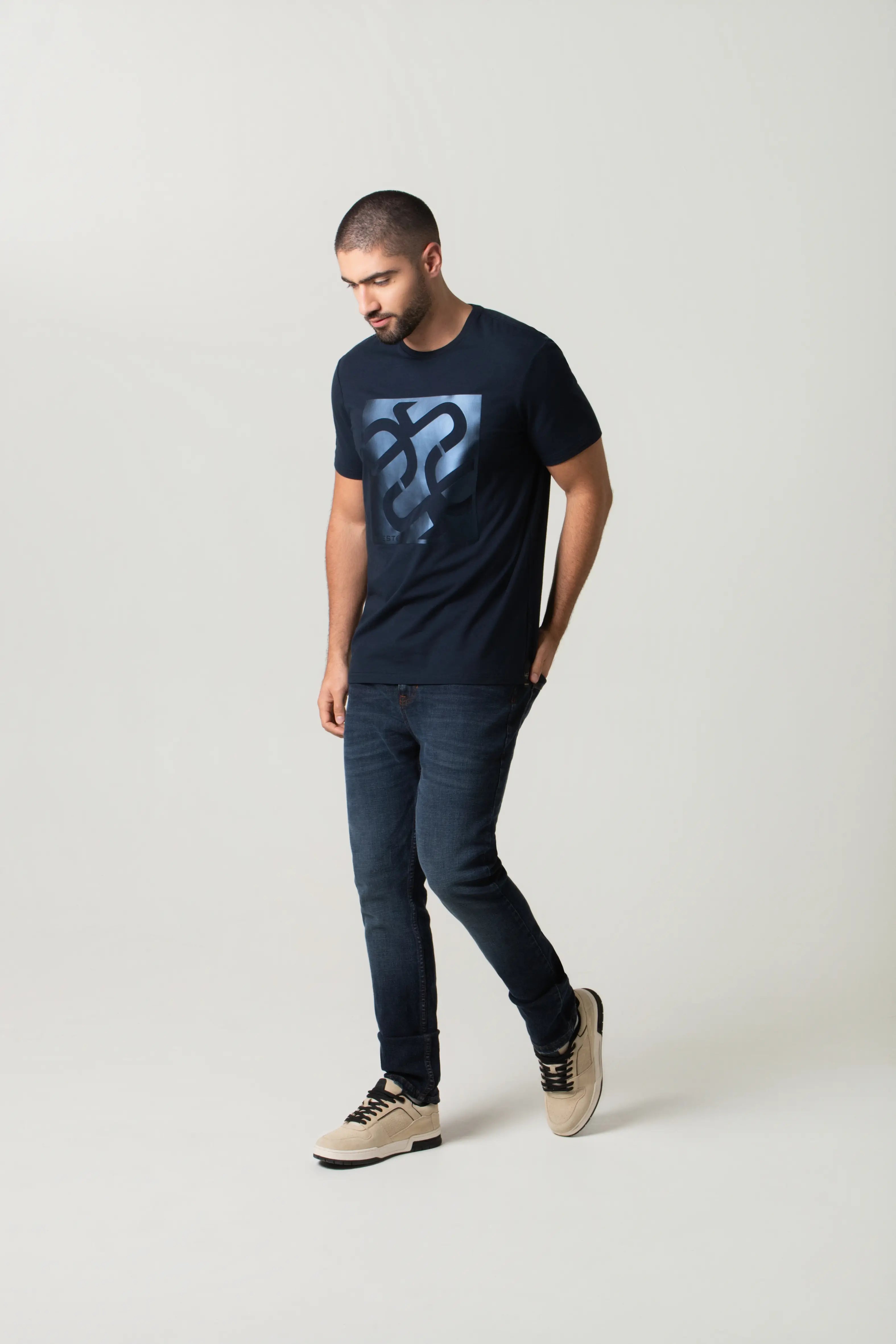 PLAYERA PREMIUM MANGA CORTA COLOR AZUL OSCURO